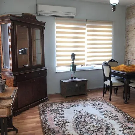 Apartment Tarihi Kaleici Denize Yakin Size Oezel Muhtesem Konum Uygun Fiyat Ev