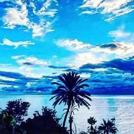 Tarihi Kaleici Denize Yakin Size Oezel Muhtesem Konum Uygun Fiyat Ev