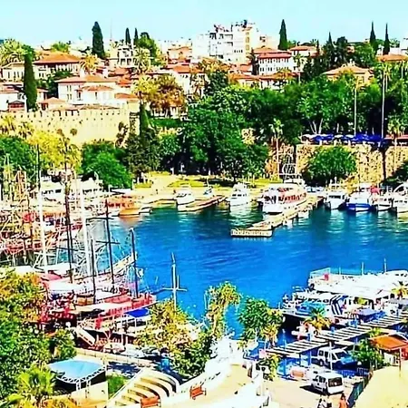 Tarihi Kaleici Denize Yakin Size Oezel Muhtesem Konum Uygun Fiyat Ev *