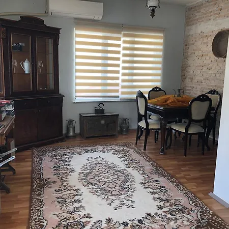 Tarihi Kaleici Denize Yakin Size Oezel Muhtesem Konum Uygun Fiyat Ev Apartment