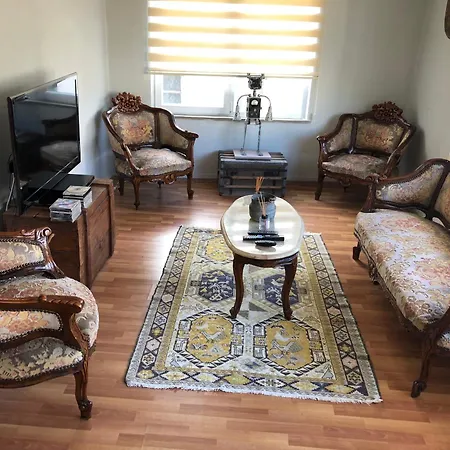 Tarihi Kaleici Denize Yakin Size Oezel Muhtesem Konum Uygun Fiyat Ev Apartment