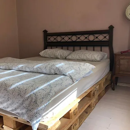 Apartment Tarihi Kaleici Denize Yakin Size Oezel Muhtesem Konum Uygun Fiyat Ev *