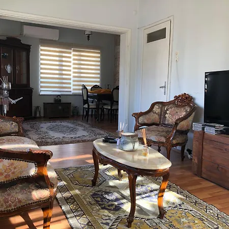 Apartment Tarihi Kaleici Denize Yakin Size Oezel Muhtesem Konum Uygun Fiyat Ev