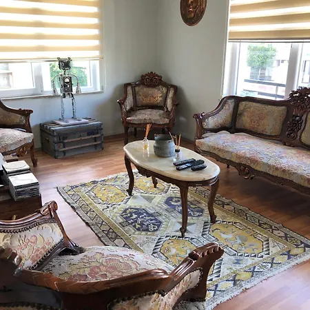 Apartment Tarihi Kaleici Denize Yakin Size Oezel Muhtesem Konum Uygun Fiyat Ev *